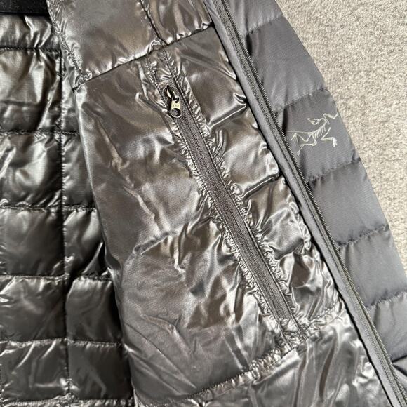 Arc'teryx Rico Jacket Mens Medium Black Down Insulated Quilted Puffer Coat - Picture 15 of 16